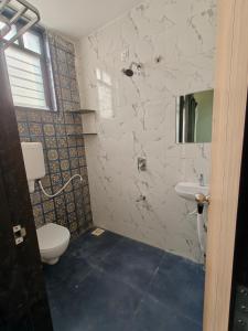 Koupelna v ubytování The Royal Ark Hotel