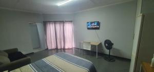 Et tv og/eller underholdning på 329 on 30th Avenue Villieria Aimee