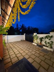 Fotografie z fotogalerie ubytování Rustic Ultra-Spacious 4BHK w Parking and Garden v destinaci Chikmagalūr + 36 fotografií