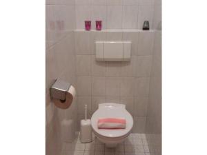 Et badeværelse på Hirterhütte Familie Gsenger + 26 billeder