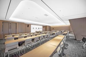 Khu vực hỗ trợ khách đi công tác/phòng hội thảo tại JI Hotel Chongqing Lianglukou Chongqing Center