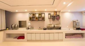 Η κουζίνα ή μικρή κουζίνα στο City Comfort Inn Nanning Guangxi University Xiuling Road Metro Station