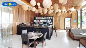 Εστιατόριο ή άλλο μέρος για φαγητό στο The Rinra