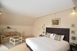 讷韦格利斯Hôtel Logis Le Relais De La Poste的相册照片