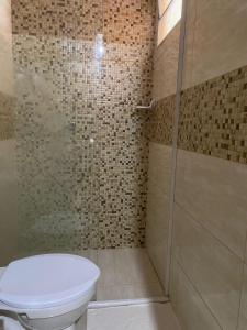 Ένα μπάνιο στο Sobrado Gruta da Ale e do Thiago Ilha do Mel Encantadas