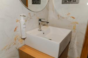 O baie la The Meemos Cafe And Cottages