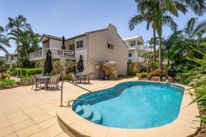 Hồ bơi trong/gần Noosaville Riverside Hideaway Lush gardens & River