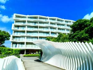 Το κτήριο όπου στεγάζεται  το ξενοδοχείο διαμερισμάτων