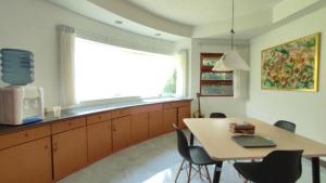 Fotografie z fotogalerie ubytování Rumah Kolam Pribadi v destinaci Punten