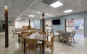 Μια τηλεόραση ή/και κέντρο ψυχαγωγίας στο Hampton Inn Helen