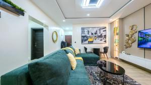 Khu vực ghế ngồi tại Psks Berry Luxury Apartments