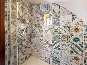 Koupelna v ubytování La Terrazza sul Blu - HelloElba + 26 fotografií