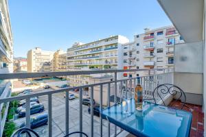 En balkon eller terrasse på Port de Nice - Studio with balcony