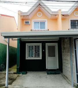 Budova, kde se prázdninový dům nachází