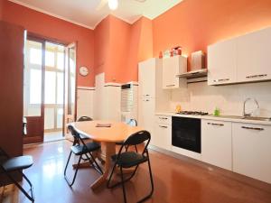 Η κουζίνα ή μικρή κουζίνα στο Dimora Cavour