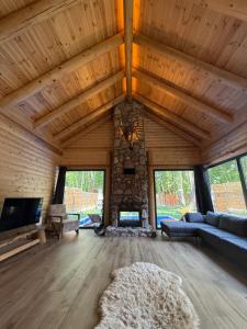 TV a/nebo společenská místnost v ubytování HARA Bıçkıdere