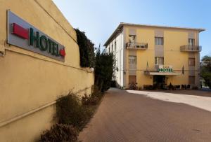 Budova, kde se hotel nachází