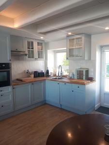 Kuchyň nebo kuchyňský kout v ubytování Ker Coeur