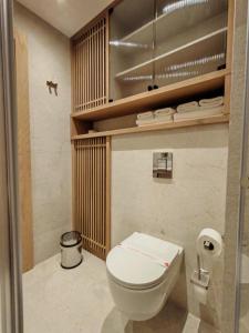 Et badeværelse på Apartman 601 Ema Montera