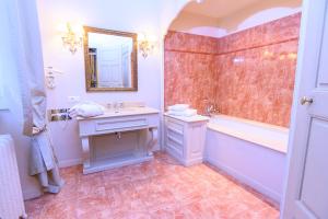 Et badeværelse på Résidence Charles Quint