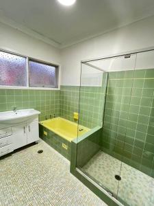 Ένα μπάνιο στο Room 91