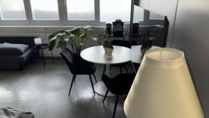 Гостиная зона в Monteur-Apartments Nürtingen - Work and Relax NB