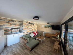 Φωτογραφία από το άλμπουμ του לה וילה - וילה משפחתית עם בריכה פרטית מחוממת ומקורה σε Beit Jann