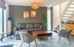 Χώρος καθιστικού στο Three Bedroom Nice Home In Hoeven +6 φωτογραφίες