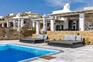 Swimmingpoolen hos eller tæt på Aurora Mykonos Villas