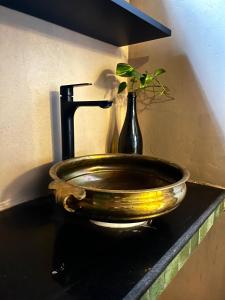 Φωτογραφία από το άλμπουμ του Solaya Living - Boutique Holiday Home - 1 min to the beach σε Magdāl