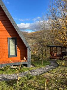 Příroda nedaleko apartmánu + 31 fotografií