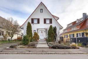 Το κτήριο όπου στεγάζεται  το διαμέρισμα