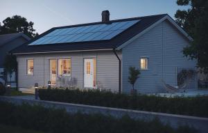 a house with solar panels on the roof at 2 Bedroom Amazing Home In Färjestaden in Algutsrum