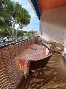 Μπαλκόνι ή βεράντα στο Lovely studio in the city center near the beach +5 φωτογραφίες