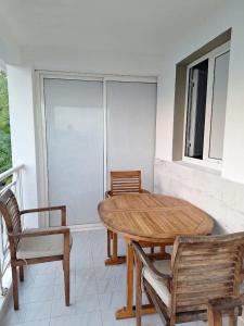 Φωτογραφία από το άλμπουμ του Appartement lumineux avec terrasse à Les Trois-Îlets σε Lazaret +13 φωτογραφίες