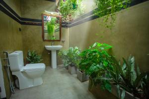 Koupelna v ubytování Sleeperwood Villa + 121 fotografií