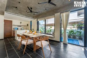 Φωτογραφία από το άλμπουμ του StayVista at Arabella with Pool & Lawn σε Colva