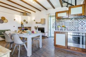 Køkken eller tekøkken på Villa Glysteri