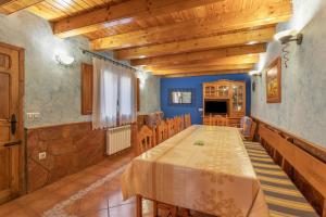 Μια τηλεόραση ή/και κέντρο ψυχαγωγίας στο Casa Rural Abuelo Luis