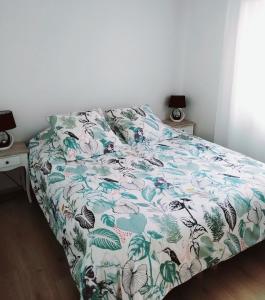 Una cama o camas en una habitación de Gîte de l'Aiguille