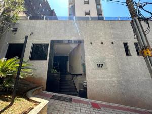 Tòa nhà nơi căn hộ tọa lạc