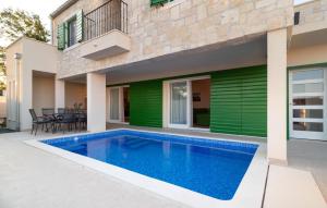 Πισίνα στο ή κοντά στο Awesome Home In Privlaka +23 φωτογραφίες