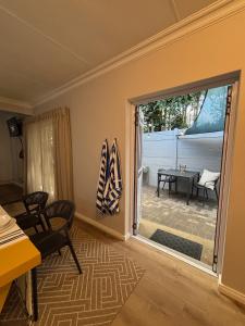 Φωτογραφία από το άλμπουμ του Feathers Garden Apartment σε Mossel Bay