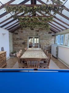 Φωτογραφία από το άλμπουμ του Charming 13th-C Oast House Idyllic Country Escape σε Framfield