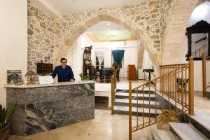 Vstupní hala nebo recepce v ubytování Archontiko Hotel