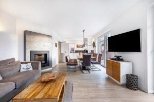 Μια τηλεόραση ή/και κέντρο ψυχαγωγίας στο Ferienhaus Treibholz