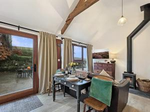 Χώρος καθιστικού στο Daveys Barn Brendon Hill