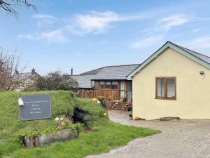 Κήπος έξω από το Daveys Barn Brendon Hill