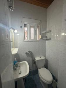 O baie la Jimmy Studio Apartment center Sarande