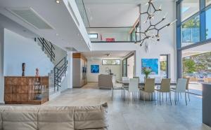 Et opholdsområde på Villa Luxana